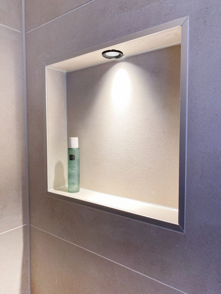 Badkamer ensuite op zolder in Almere